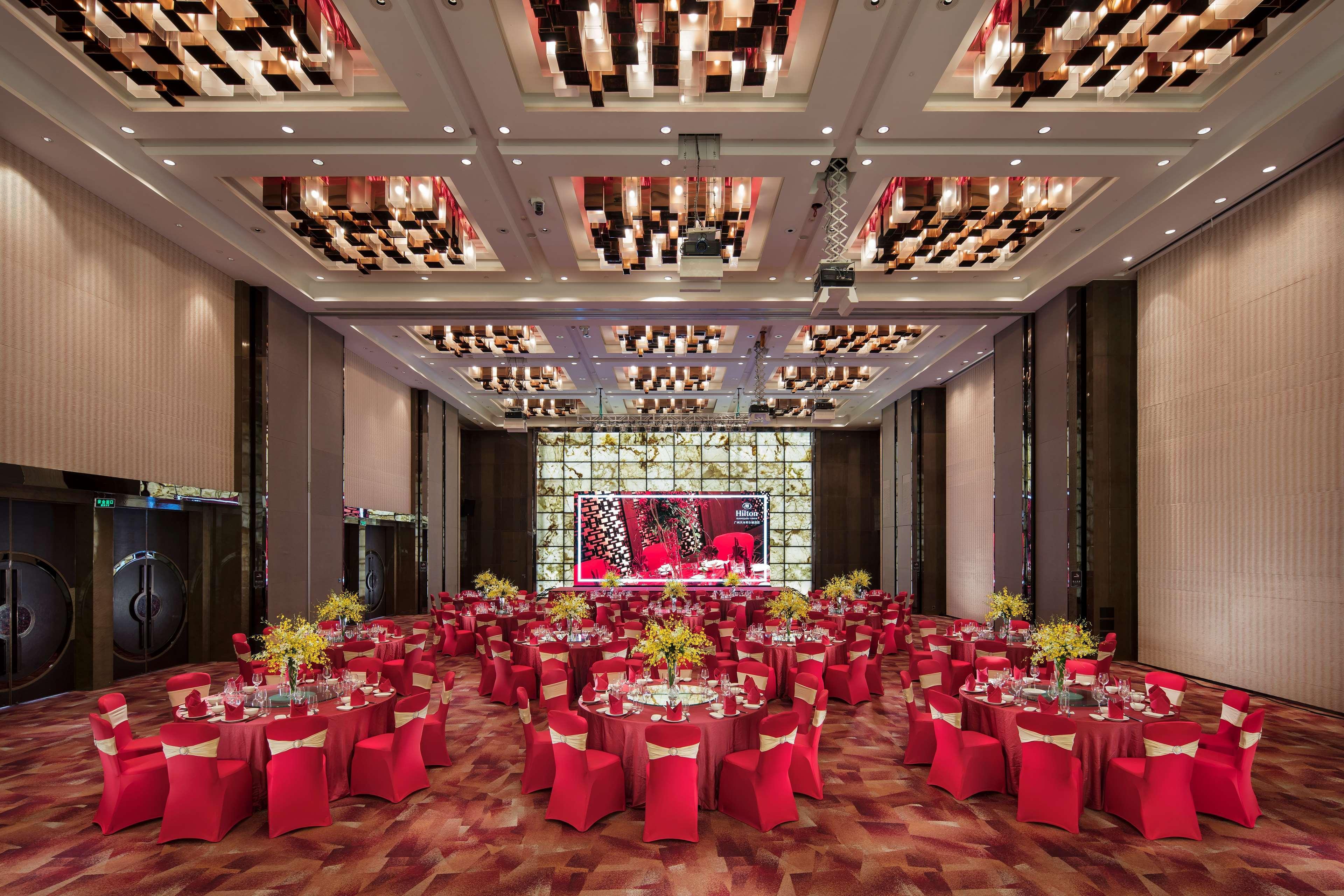 Hilton Guangzhou Tianhe - Free Shuttle Bus And Registration Counter Available During Canton Fair Period Zewnętrze zdjęcie The Grand Ballroom