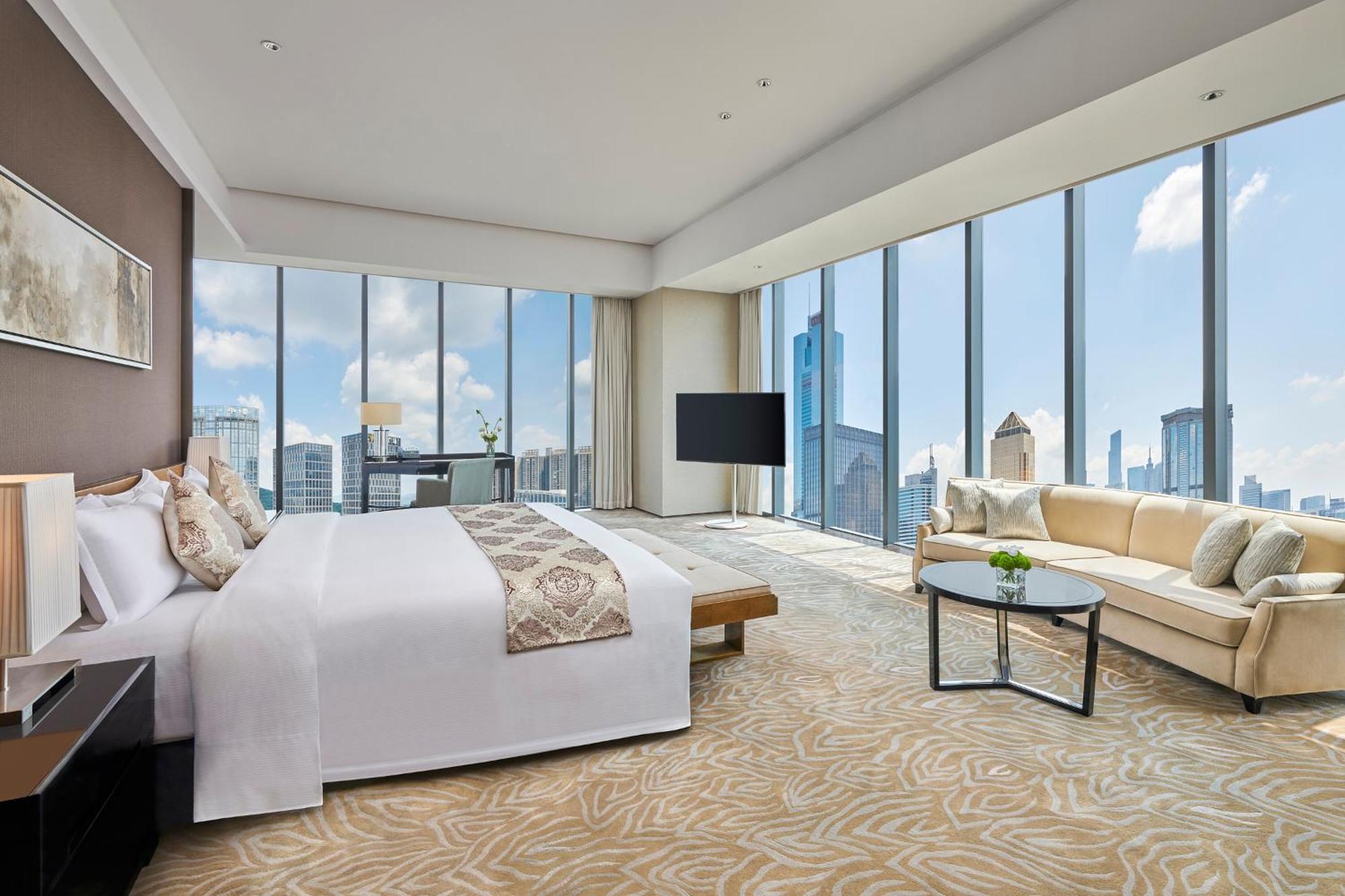 Hilton Guangzhou Tianhe - Free Shuttle Bus And Registration Counter Available During Canton Fair Period Zewnętrze zdjęcie A suite at the hotel