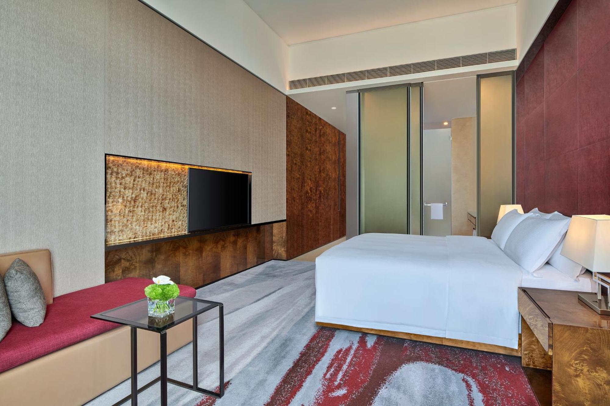 Hilton Guangzhou Tianhe - Free Shuttle Bus And Registration Counter Available During Canton Fair Period Zewnętrze zdjęcie Deluxe Room