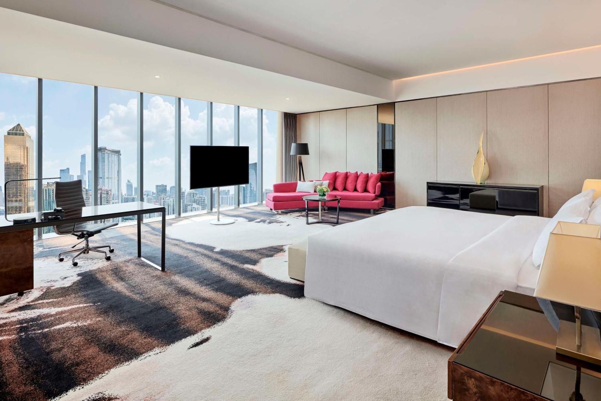 Hilton Guangzhou Tianhe - Free Shuttle Bus And Registration Counter Available During Canton Fair Period Zewnętrze zdjęcie
